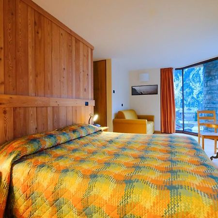Hotel Aigle Courmayeur Buitenkant foto
