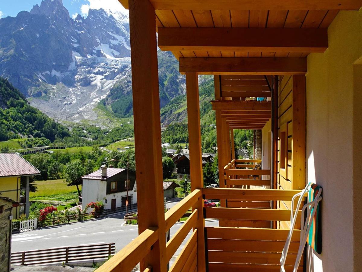 Hotel Aigle Courmayeur Buitenkant foto