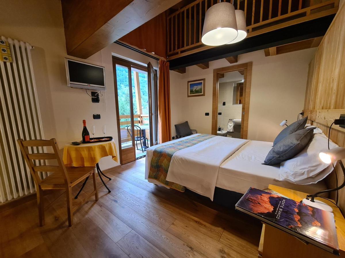 Hotel Aigle Courmayeur Buitenkant foto